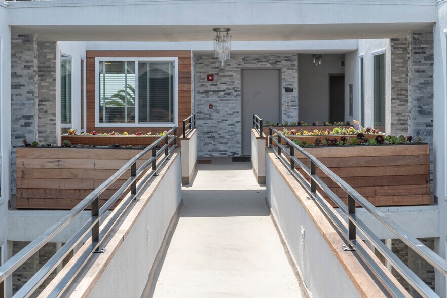 More Photos Of 901 Ocean Ave, Santa Monica Apartments For Sale