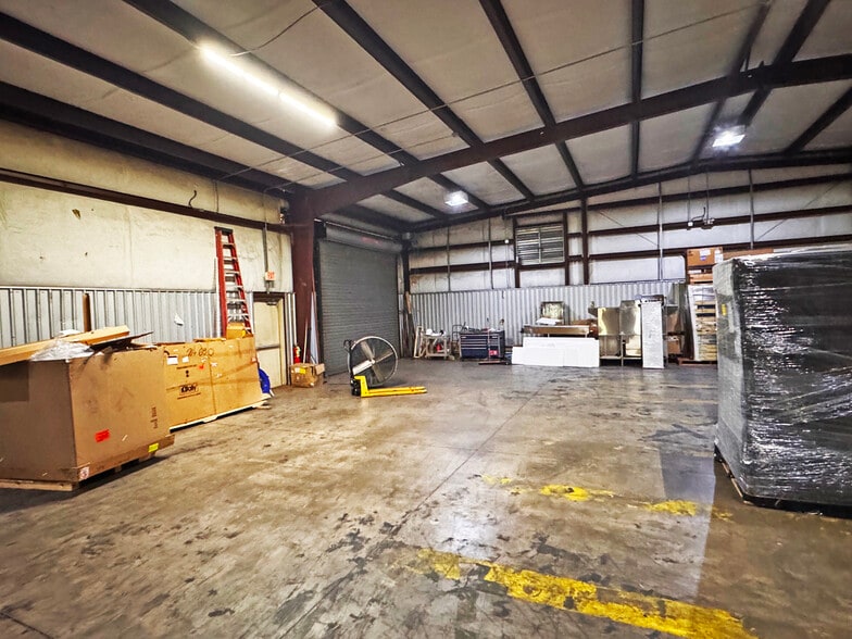 More Photos Of 1181 Montlimar Dr, Mobile Office For Sale
