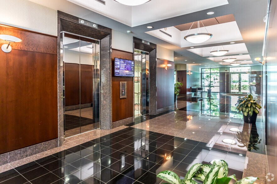 More Photos Of 3175 Lenox Park Blvd, Memphis Office For Lease