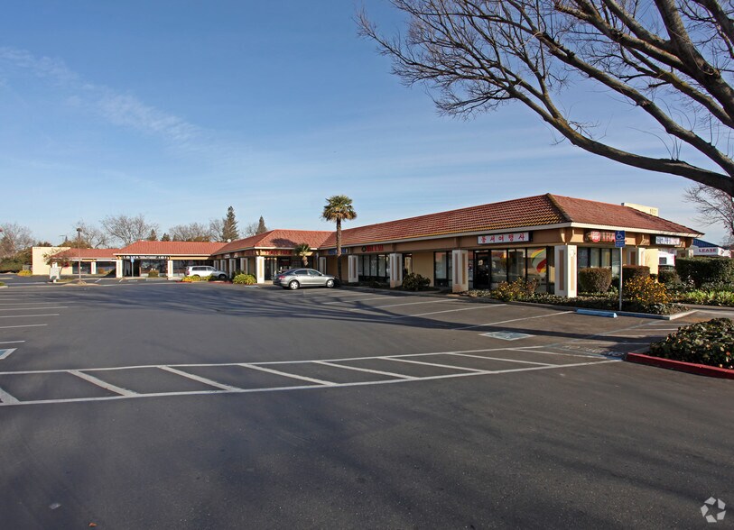 Primary Photo Of 9527-9529 Folsom Blvd, Sacramento Unknown For Lease
