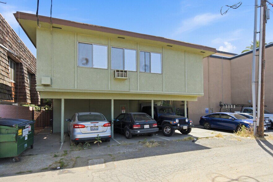 More Photos Of 2823 U St, Sacramento Apartments For Sale