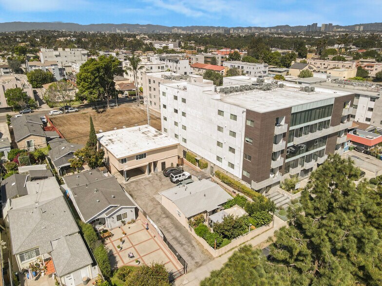 More Photos Of 11817 Culver Blvd, Los Angeles Apartments For Sale