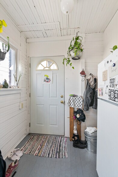 More Photos Of 4319 SW Oregon St, Seattle Apartments For Sale