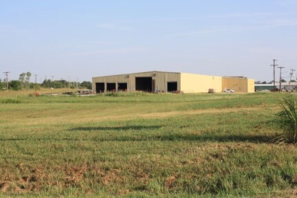 More Photos Of 2101 S East Ave, Cushing Warehouse For Lease