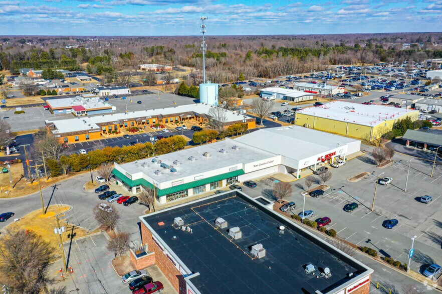 More Photos Of 7026-7042 Mechanicsville Tpke, Mechanicsville Storefront For Lease