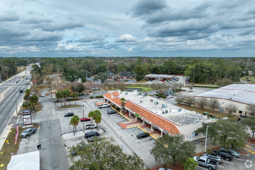 More Photos Of 2475 Blanding Blvd, Middleburg General Retail For Lease