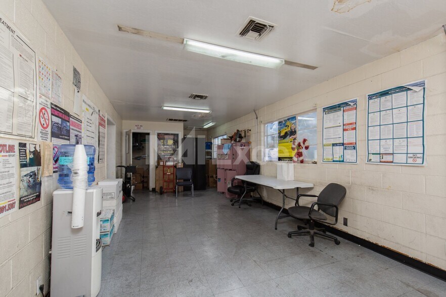 More Photos Of 1800 S Mojave Rd, Las Vegas Truck Terminal For Lease