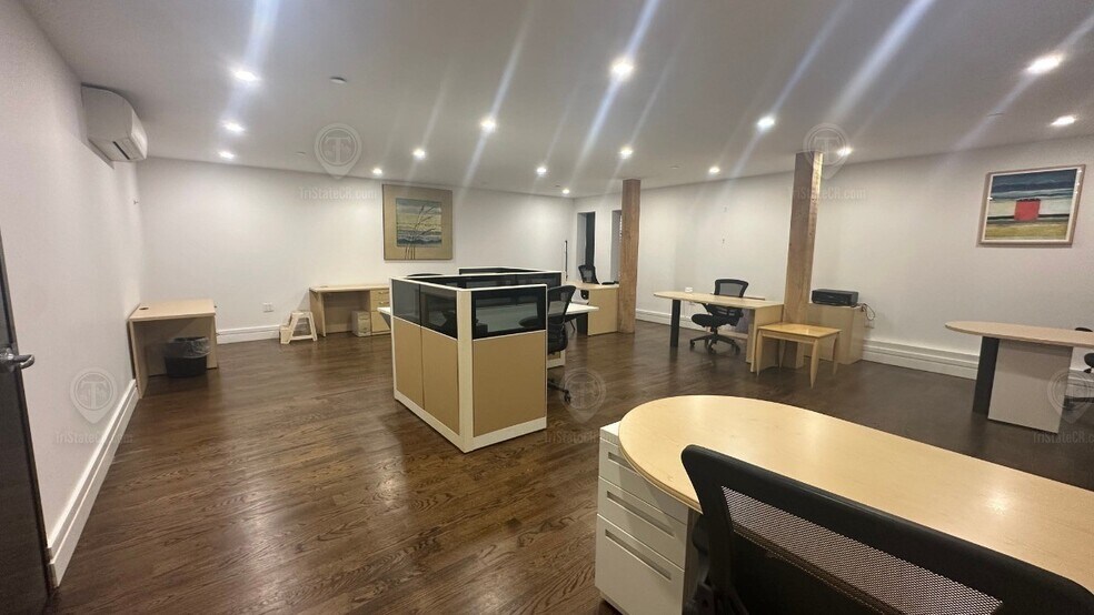 More Photos Of 94-01-94-03 101st Ave, Ozone Park Apartments For Lease