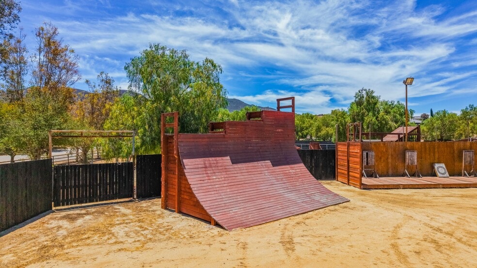 More Photos Of 38831 Pauba Rd, Temecula Land For Sale