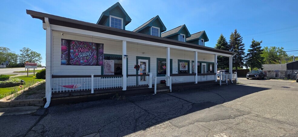 Primary Photo Of 9850-9852 E Grand River Ave, Brighton Freestanding For Sale