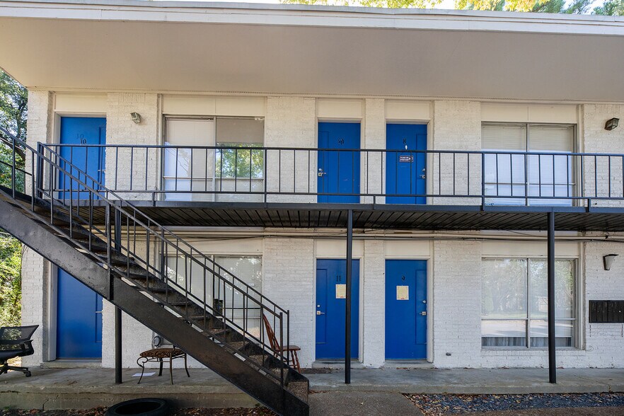 More Photos Of 592 Patterson St, Memphis Apartments For Sale