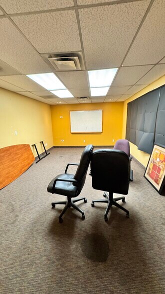More Photos Of 1635 S Redwood Rd, Salt Lake City Bank For Lease