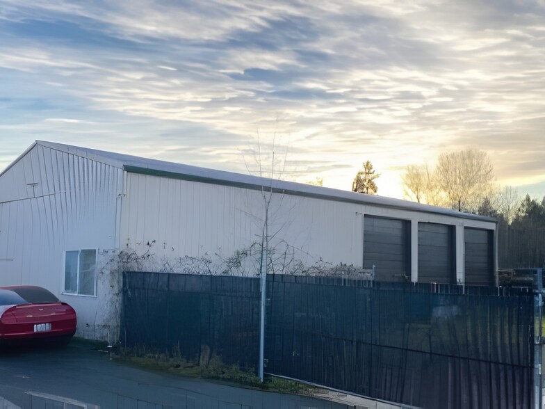 More Photos Of 10002-10004 162nd Street Ct E, Puyallup Warehouse For Lease