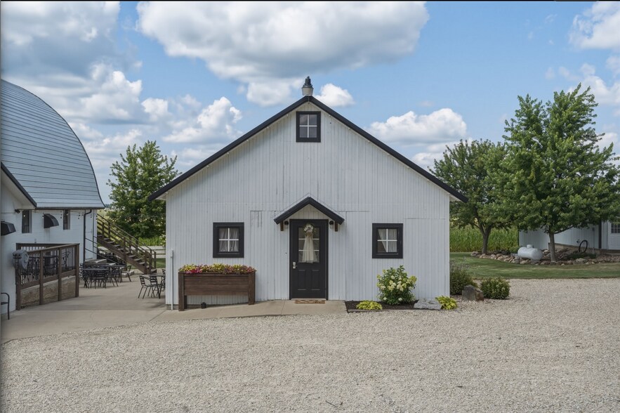 More Photos Of 1713 165th St, Manchester Specialty For Sale
