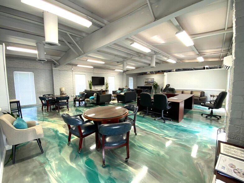 More Photos Of 7116 Firelane Rd, Columbia Office For Sale