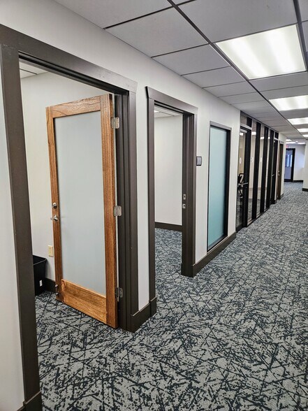 More Photos Of 6455 Lake Ave, Orchard Park Office For Sale