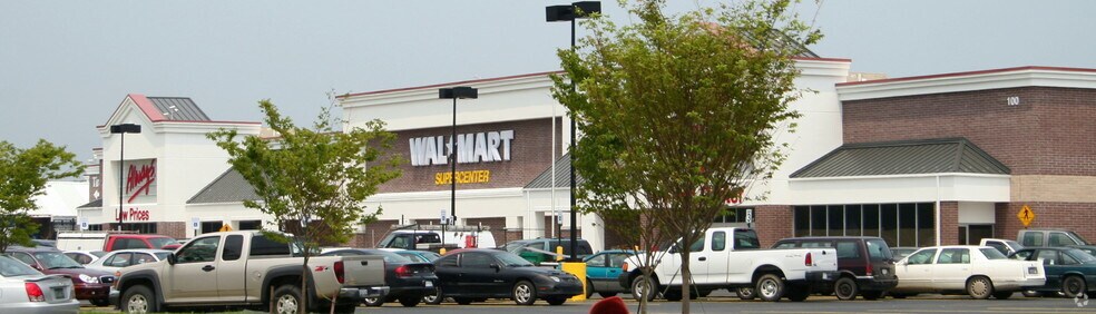 More Photos Of 86-114 Town Center Rd, Fayetteville Storefront Retail Office For Lease