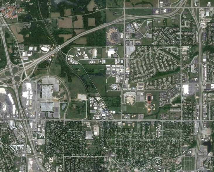 More Photos Of 1260-1292 NW Sloan St, Lee's Summit Warehouse For Lease