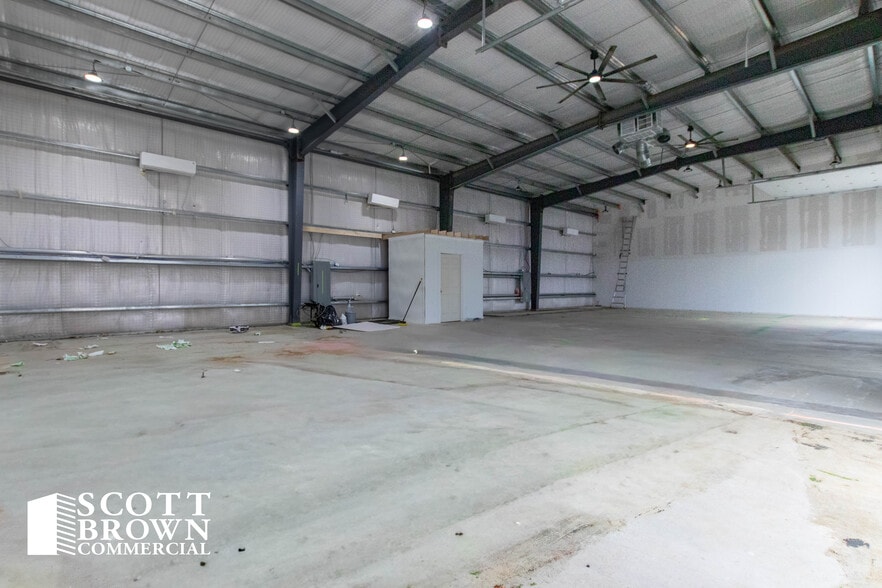 More Photos Of 1651 Hill Ln, Little Elm Unknown For Lease