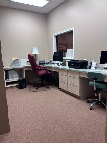 More Photos Of 871 W King St, Shippensburg Office For Lease