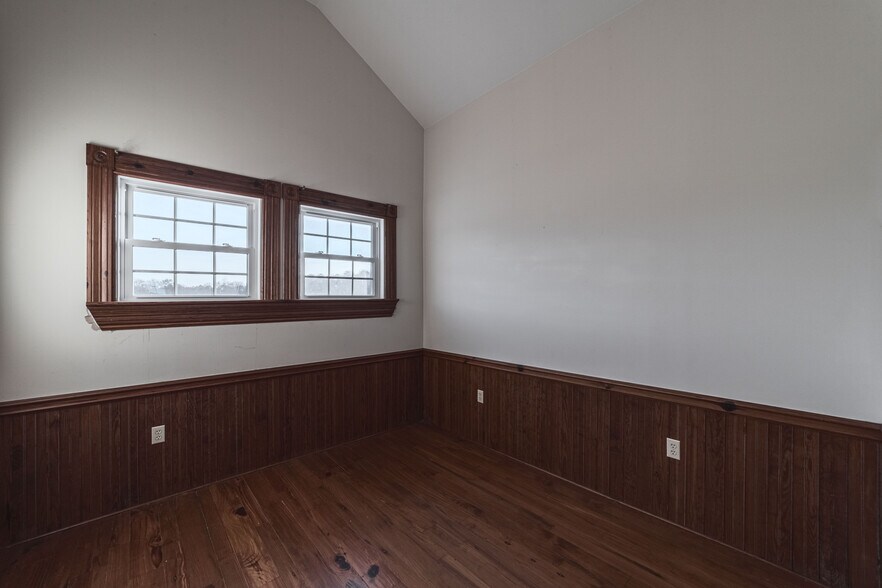 More Photos Of , Marion Unknown For Sale