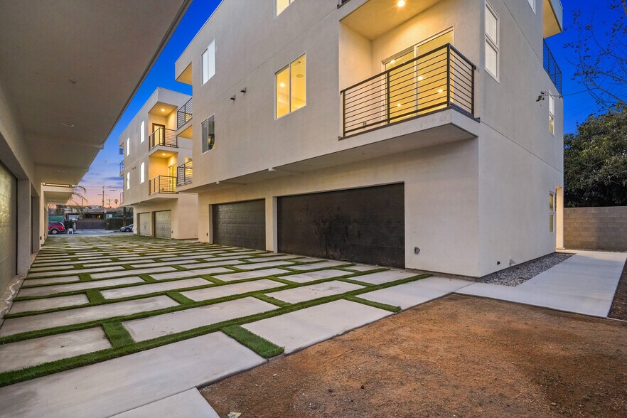 More Photos Of 6056 Craner Ave, North Hollywood Apartments For Sale