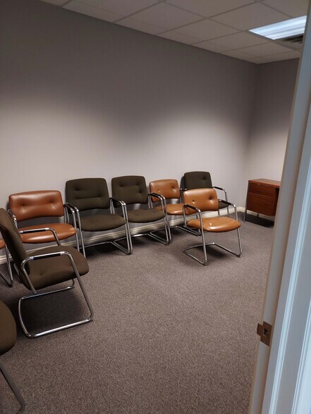 More Photos Of 200 E Russell Rd, Tecumseh Healthcare For Lease