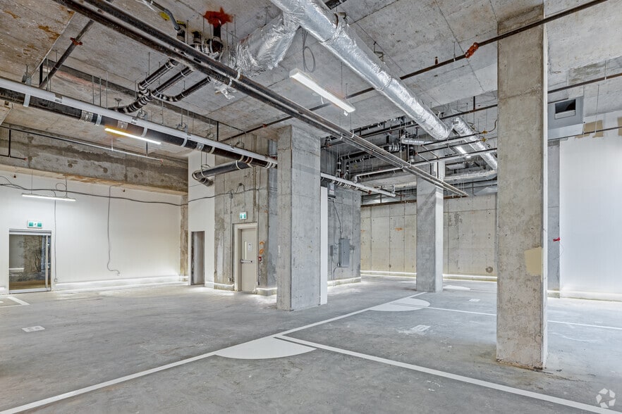 More Photos Of 591 Yonge St, Toronto Apartments For Lease