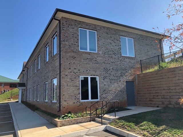 More Photos Of 968 Olympia Dr, Charlottesville Medical For Lease