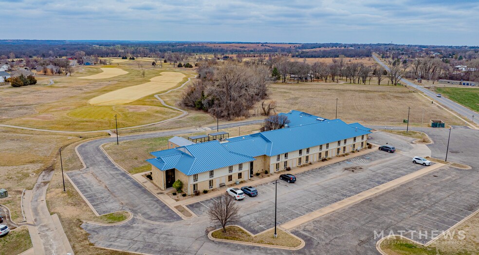 More Photos Of 3800 S Pike Rd, Winfield Hotel For Sale