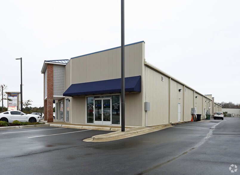 More Photos Of 1961 NC Highway 172, Sneads Ferry Freestanding For Lease