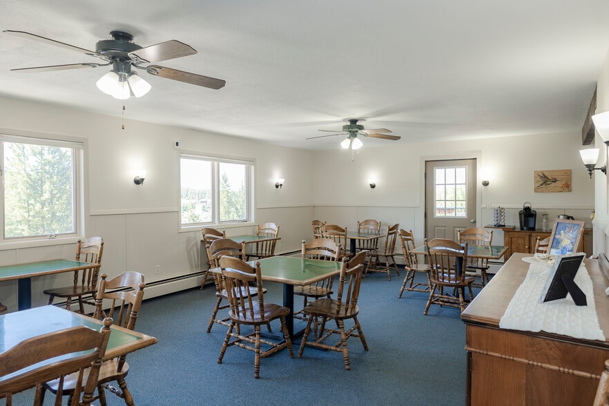 More Photos Of 425 County Road 5001, Fraser Hotel For Sale