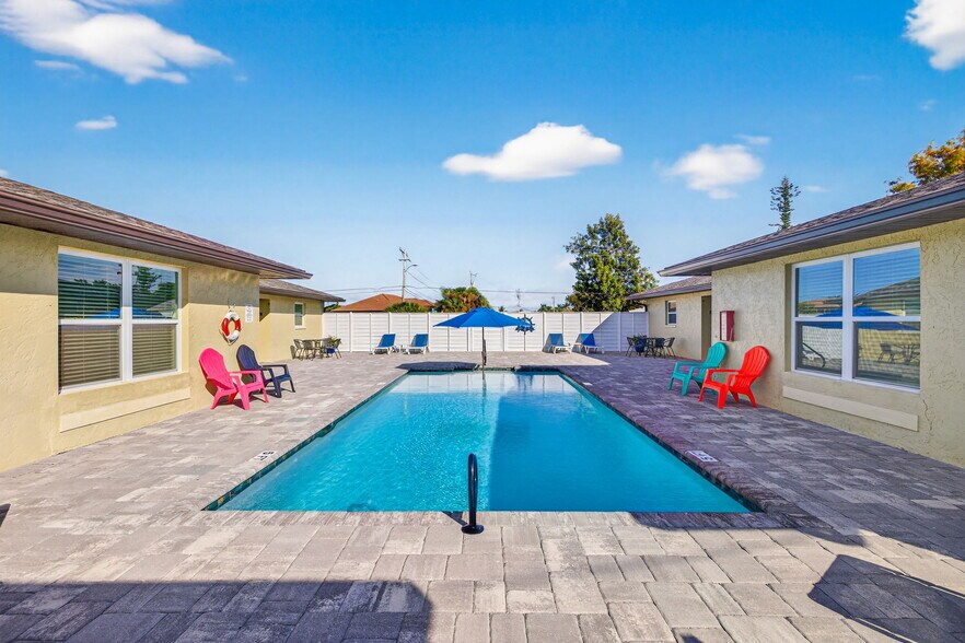 More Photos Of 624 SE 46th St, Cape Coral Multifamily For Sale