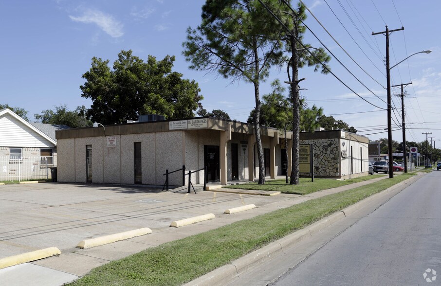 More Photos Of 910 W Northside Dr, Fort Worth Medical For Lease