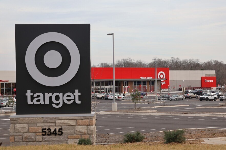 More Photos Of Highway 521 & Dobys Bridge Rd, Fort Mill Unknown For Lease