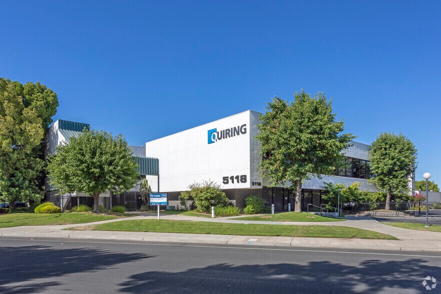 More Photos Of 5118 E Clinton Way, Fresno Office For Lease