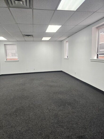 More Photos Of 131 Main St, Hackensack Office Residential For Lease