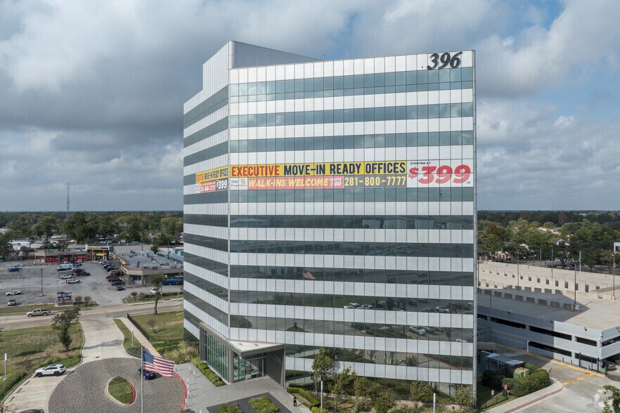 Primary Photo Of 396 W Greens Rd, Houston Office For Sale
