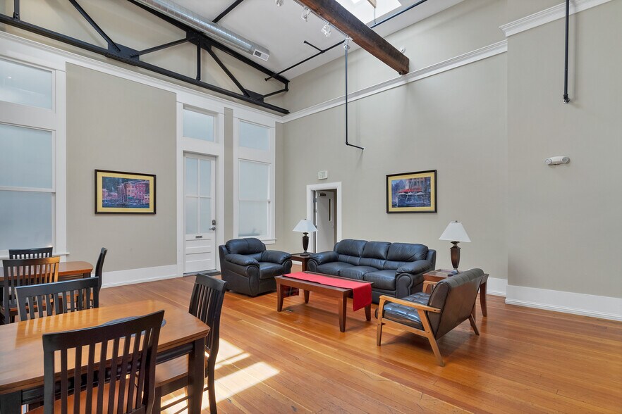 More Photos Of 145 Liberty St NE, Salem Apartments For Sale