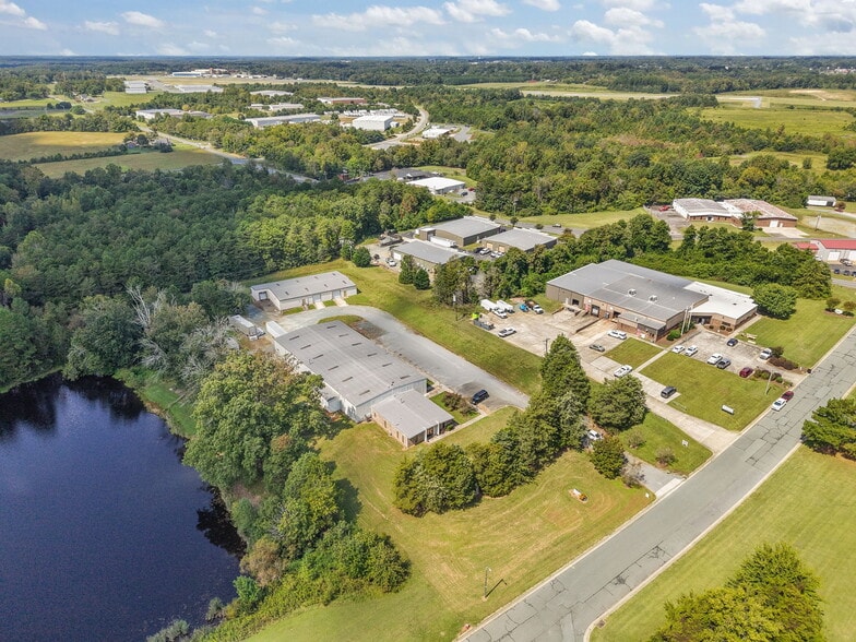 More Photos Of 2245 A Air Park Dr, Burlington Warehouse For Lease