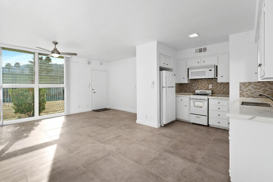 More Photos Of 1777 E Arenas Rd, Palm Springs Apartments For Sale