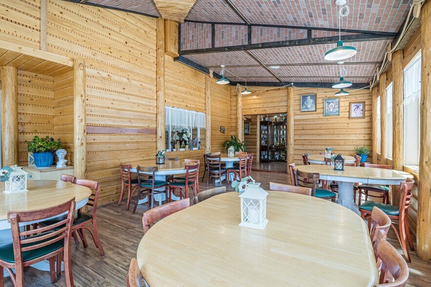 More Photos Of 21221 Baron Lake Dr, Cedaredge Hotel For Sale