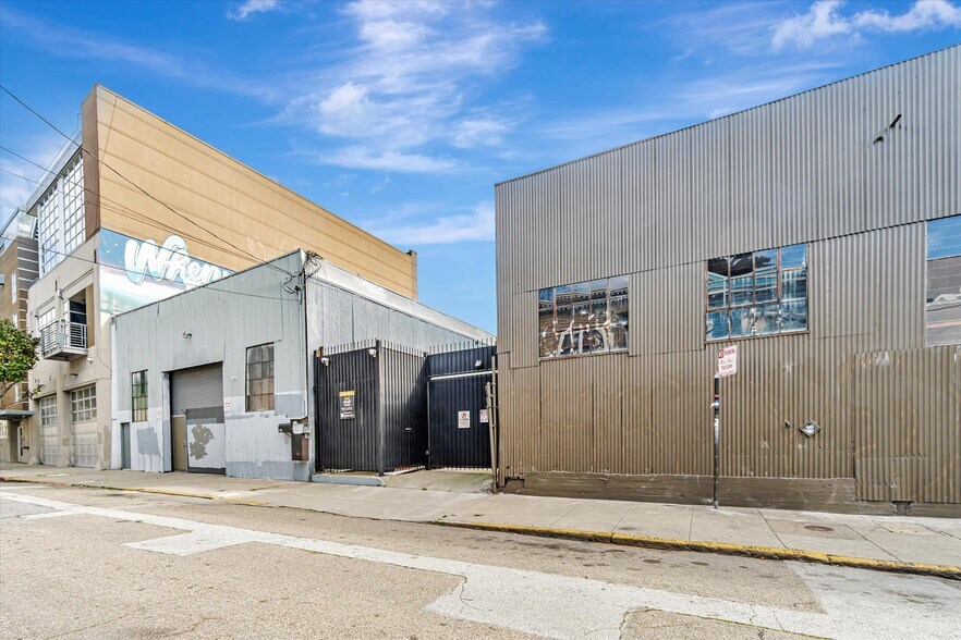 More Photos Of 1606 Harrison St, San Francisco Service For Sale