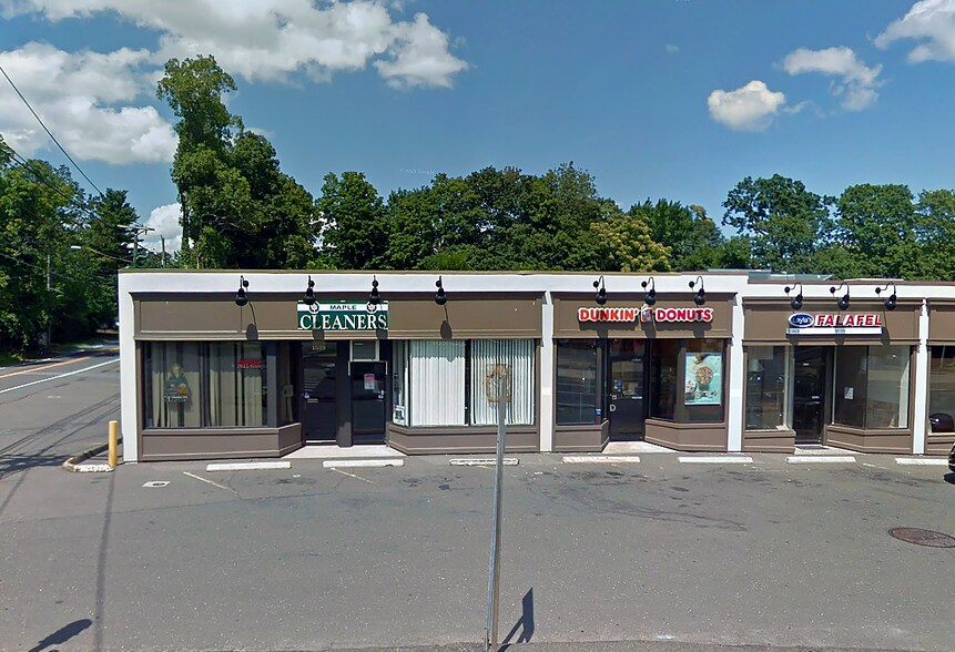 More Photos Of 1529-1543 E Post Rd, Westport Unknown For Lease