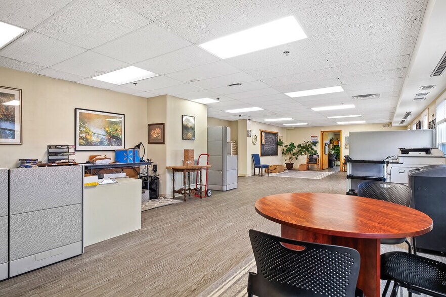 More Photos Of 34 Depot St, Pittsfield Medical For Sale