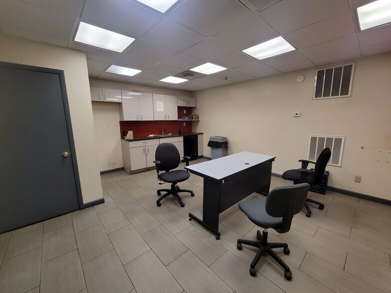 More Photos Of 555 E 242nd St, Bronx Industrial For Sale