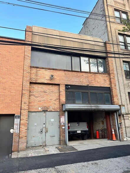 More Photos Of 39-17 24th St, Long Island City Warehouse For Sale