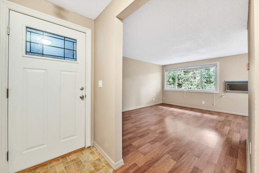 More Photos Of 13500 SE Linden Ln, Milwaukie Apartments For Sale