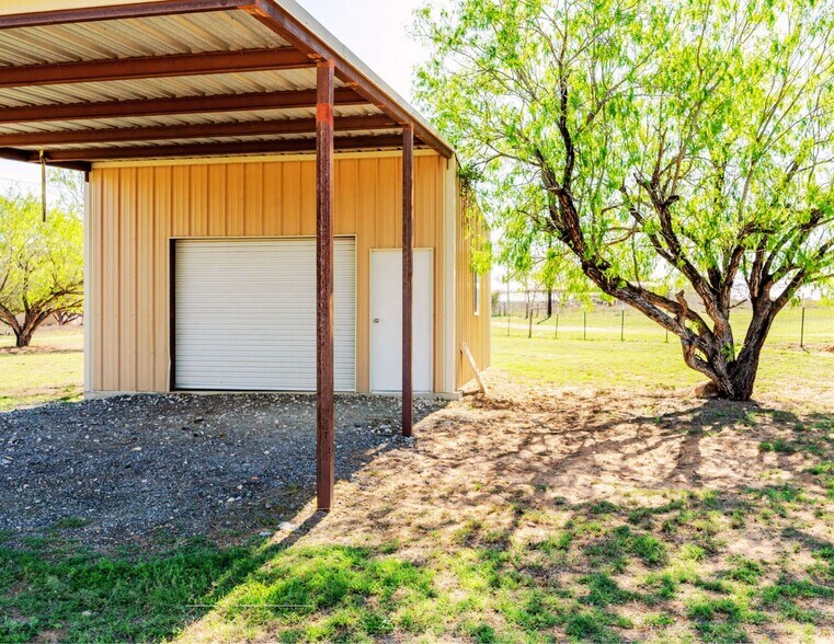 More Photos Of 1260 County Road 361, La Vernia Land For Sale