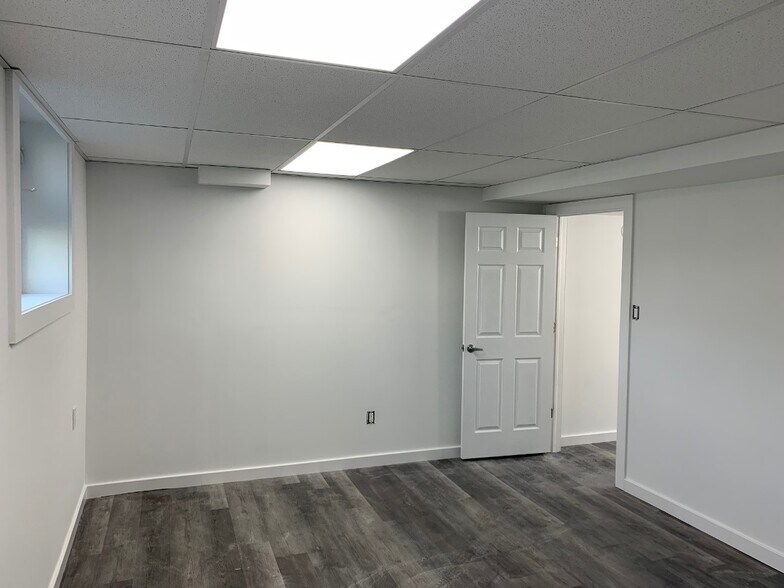 More Photos Of 1637 New Rd, Northfield Office For Sale